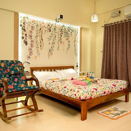 Villa La Mira Casa Karjat Exterior foto